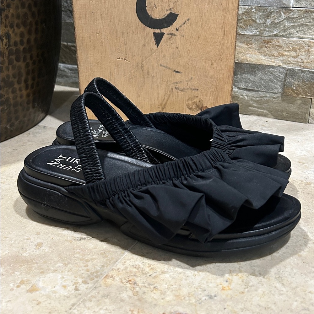 Naturalizer Hope Of Flowers Firecracker Sandal Black 8